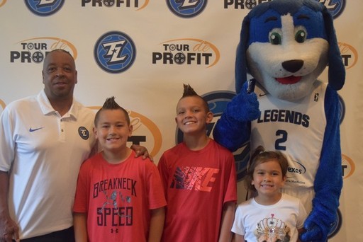 Spud Webb posed for photos with all the families