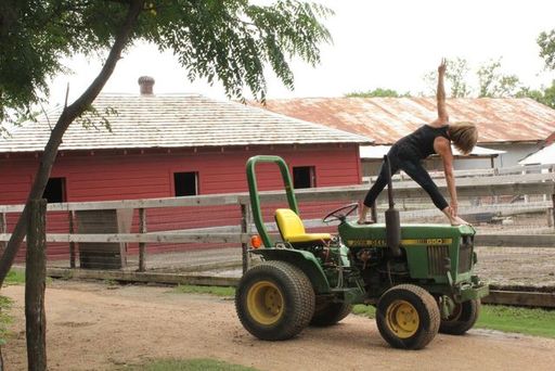 Yoga Heritage Farmstead Tractor.JPG